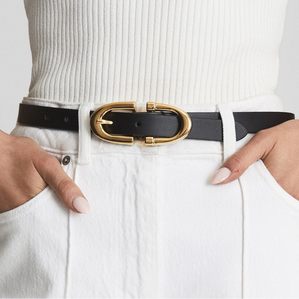 REISS
Women's Bailey Horseshoe Jeans Belt - Brand New (no tags) - Size L